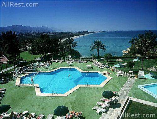 Crowne Plaza Hotel Muscat 9